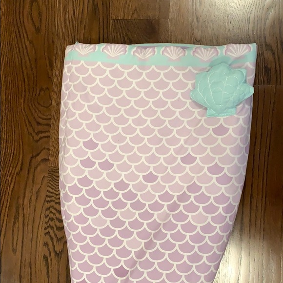 Super soft mermaid tail blanket - Picture 2 of 3